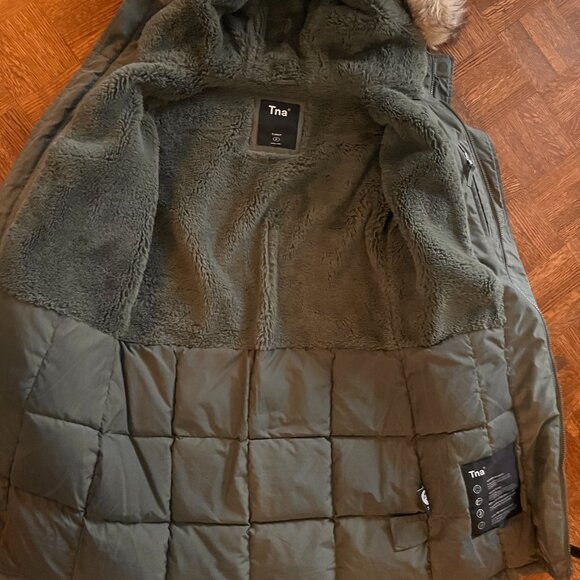 TNA Summit Parka - Picture 4 of 5